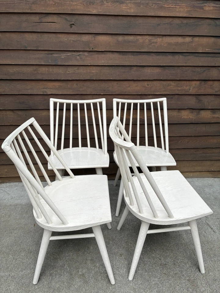 Silla de comedor contemporánea Lewis Windsor de roble blanco roto Foto 2 de 4