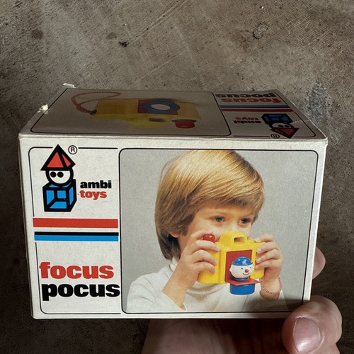 Vintage Ambi Toys Focus Pocus Clown Popout Camera Toy Baby Einstein Box - Picture 10 of 10