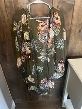 Floral Kimono. Size S/M.