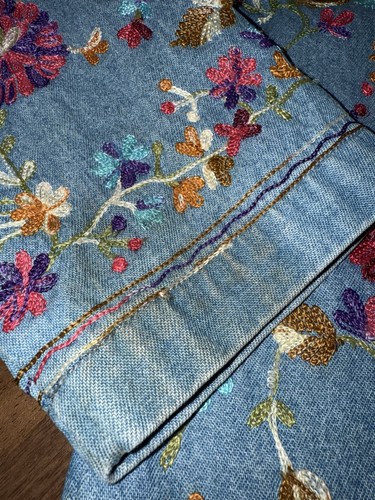 Vintage Chico’s Design Floral Embroidered Denim Jacket Size 3 Boho India - Picture 11 of 11