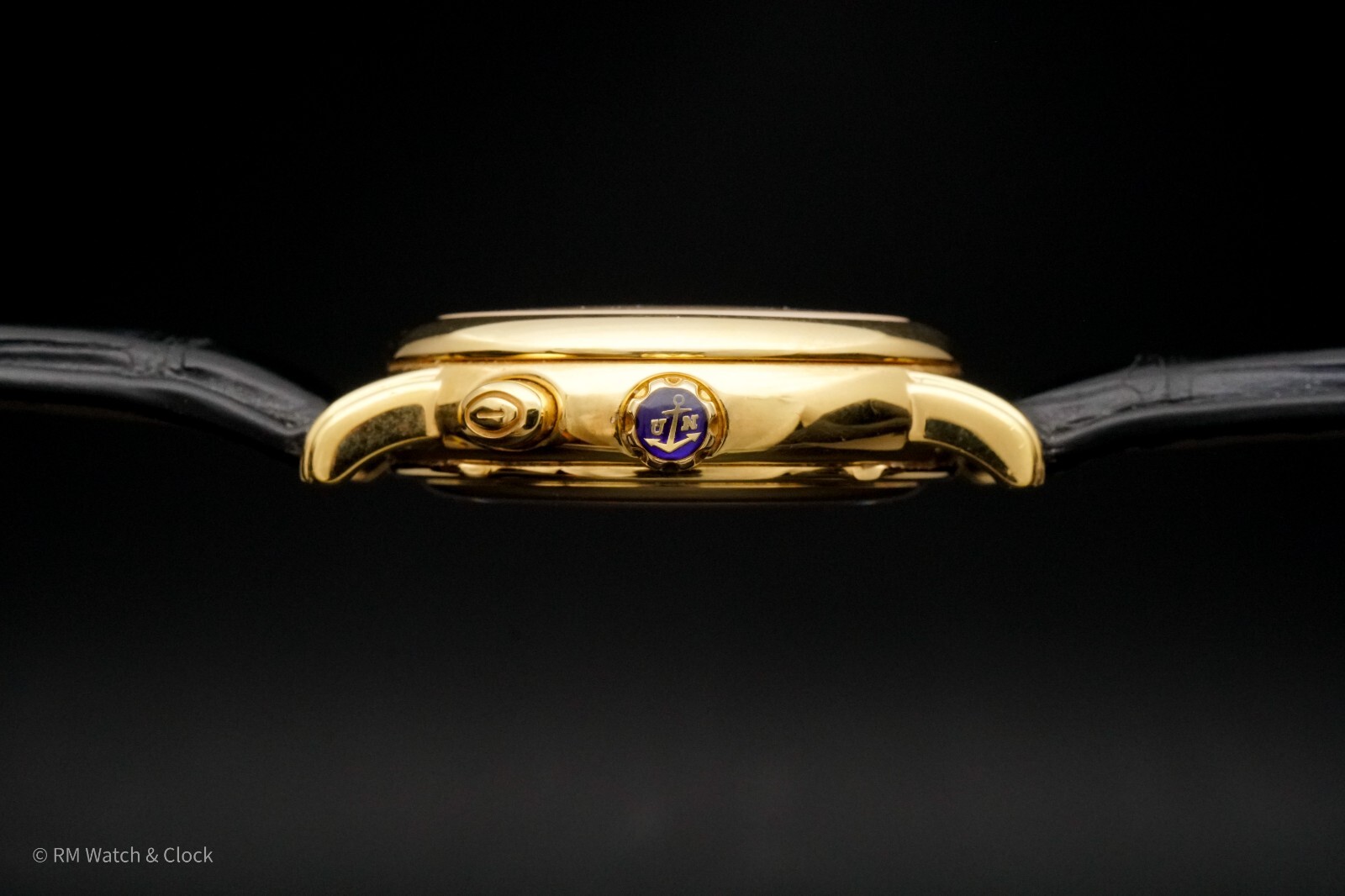 Ulysse Nardin GMT Perpetual Calendar Ref 321-22 18k Yellow Gold Men's Wristwatch - Picture 14 of 18