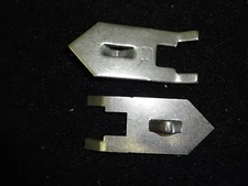 24 WOLF FANG EARTH ANCHOR TIPS 2 DOZEN CABLE STAKE ENDS TRAPPING HEAVY DUTY