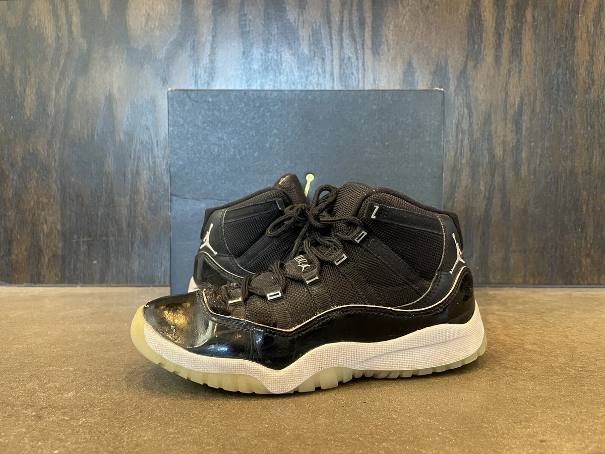 Air jordan 11 retro 25th deals anniversary