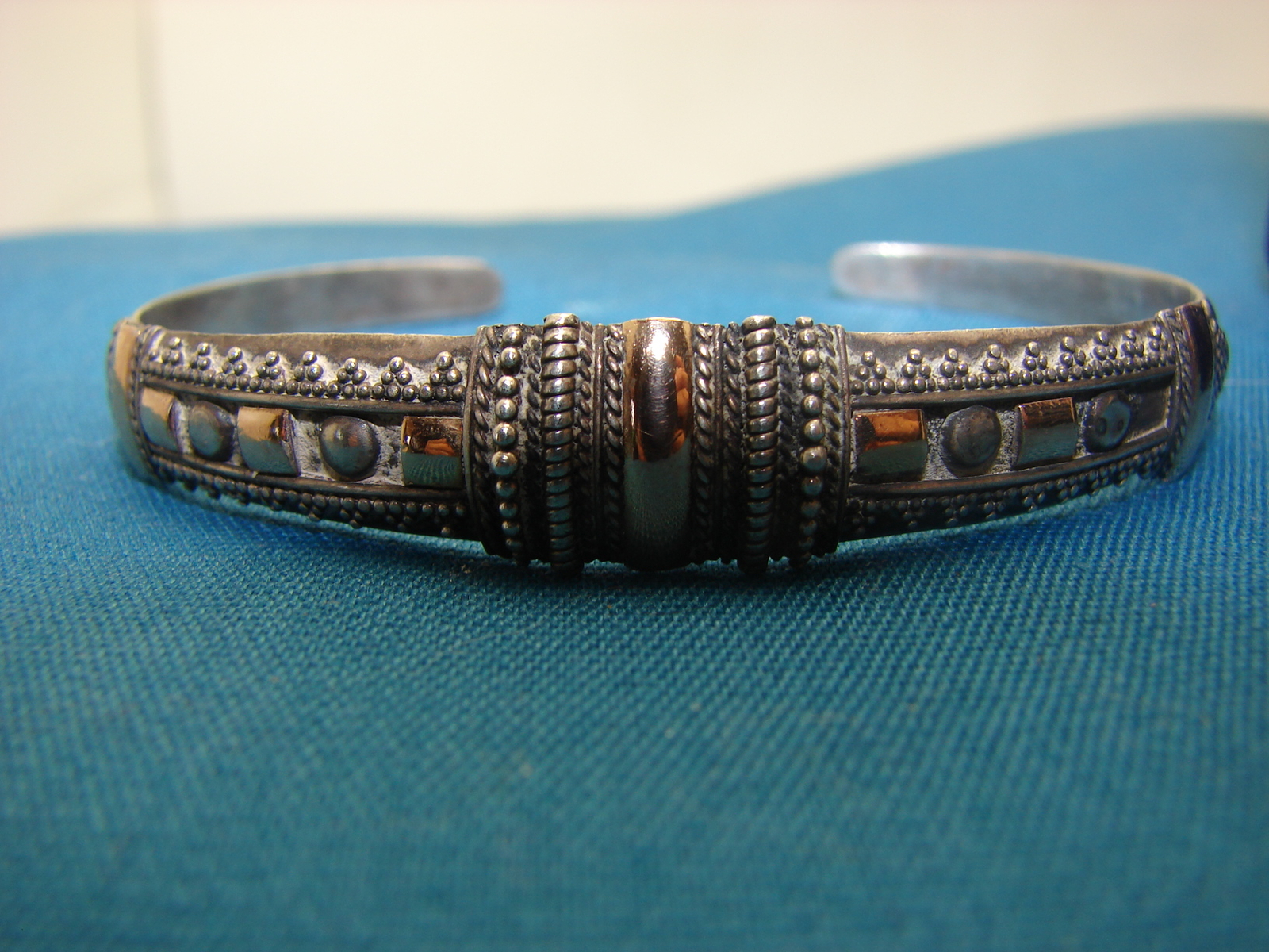 Vintage Sterling Silver Ornate Cuff Bracelet Gold Accents 15 Grams Bali