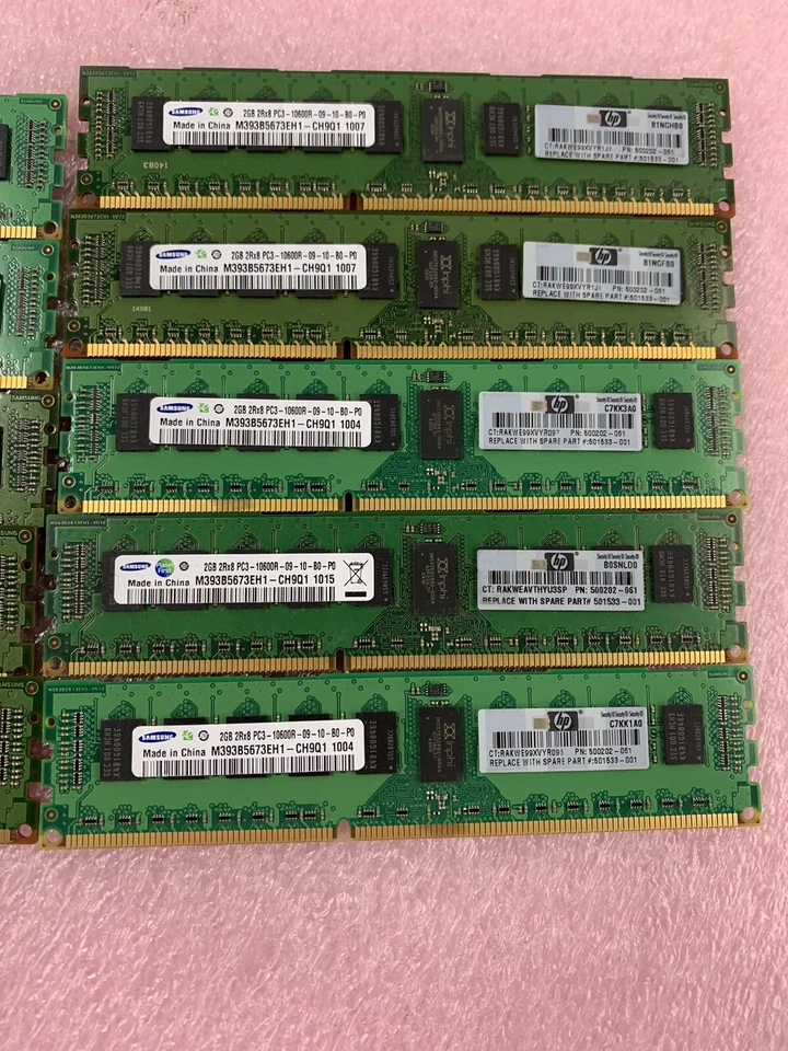 Samsung 20GB Kit 10x2GB 2Rx4 PC3-10600R-09-10-P0 Server RAM M393B5673EH1 - Image 4 of 4