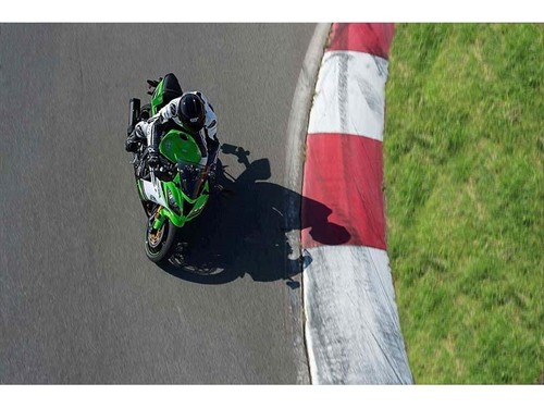 2015 Kawasaki Ninja - Picture 29 of 34