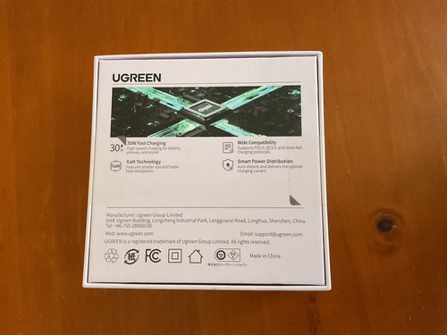 UGREEN 30W GaN Nexode RG Robot Design USB C Fast Charger For iPhone Purple - Picture 2 of 3