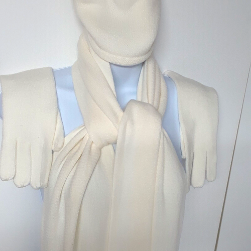 St Johns Bay Women's Scarf, Hat, Gloves Set Soft Ivory NWOT - Picture 5 of 10