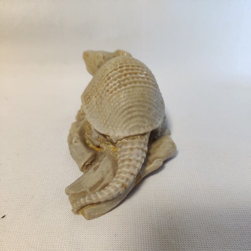 Vintage Chalkware Gürteltier Figur 5 cm L x 3 cm B x 2 cm T - Bild 3 von 7