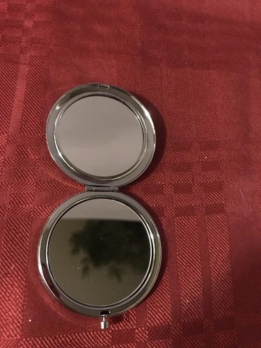 Disney Fantasia Sorcerer Mickey Mouse Compact Magnifying Mirror NEW - Picture 3 of 4