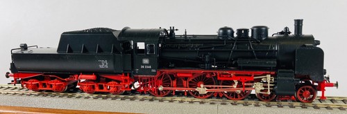 Fleischmann 4826 - Class 38 Engine - 4-6-2 - with Tub Tender - D.B. Livery - Picture 14 of 17