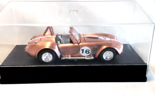Vtg. Collectable-1999- New-Ray Gold 1966 Shelby Cobra 427 s/c Pull Back In Case - Bild 2 von 13