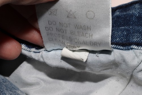Pantalones de mezclilla para hombre Tilly's Uncle Ralph con cremallera al tobillo ajuste ajustado lavados con ácido talla 32/31 - Imagen 13 de 15