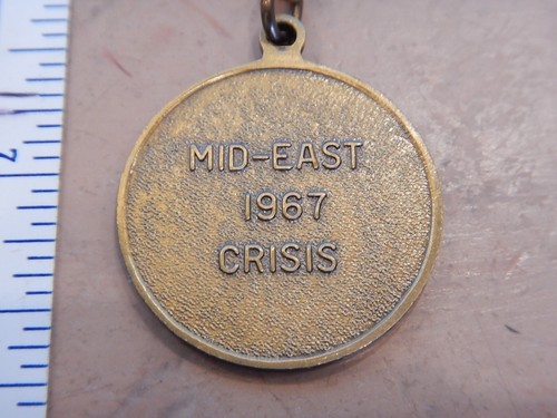 VINTAGE, ORIGINAL CHEVRON OIL CO. CALSO 1967 MID-EAST CRISIS KEYCHAIN, NOS, - Picture 4 of 4