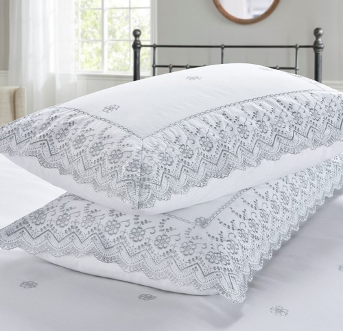 Gabrielle Bed Linen Set - Delicate Floral Embroidery & Elegant Lace Trim 4 sizes - Picture 5 of 6