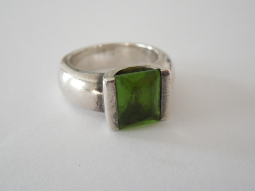 Anello argento testato pietra colorata verde danneggiato timbro illeggibile 14,3 g/gr.56 - Foto 8 di 11
