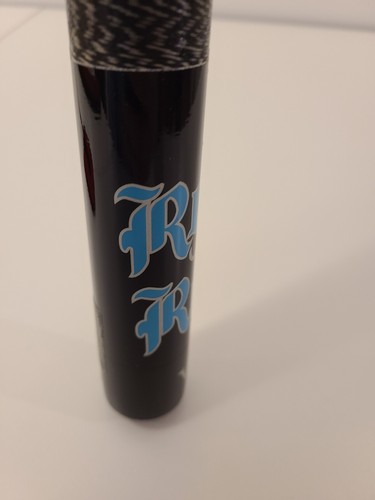 Viper Underground Rock & Roll Pool Billiards Cue Stick 20 Ounces w carrying case - Picture 7 of 14