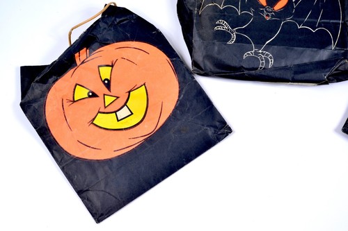 3 - Large 14"x 12" 1960's Vintage Halloween Hallmark Trick or Treat Bags - Picture 4 of 10