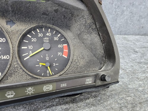 SPEEDOMETER GAUGE CLUSTER INSTRUMENT MERCEDES W126 560SEL 420SEL OEM - Picture 4 of 12