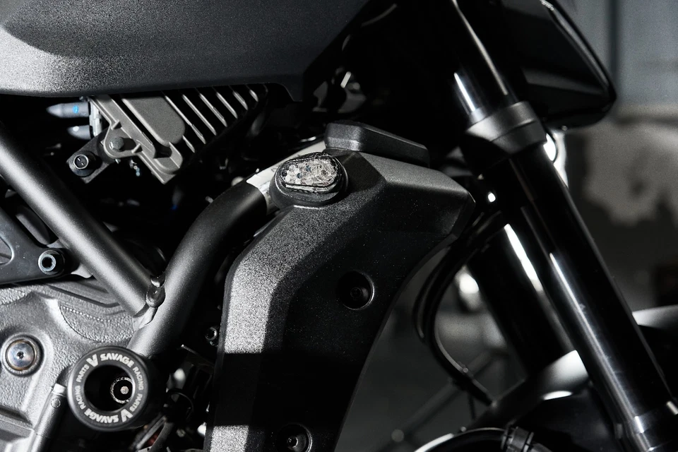 Luces de señal de giro LED de montaje empotrado para YAMAHA MT-07 2021-2025 MT07 MT 07 2024 Foto 2 de 4