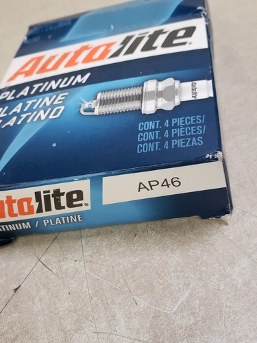 Autolite AP46 Platinum Spark Plug - Set of 4 - Picture 2 of 5