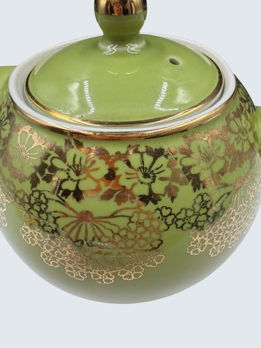 Hall China 0822 6 Cup Teapot Green Gold Floral Overlay VTG USA No Drip Spout - Picture 8 of 17