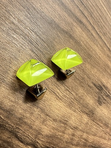 Authentic Alexis Bittar Lucite Studs Earring - Picture 5 of 7