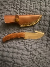 Gut Hook Fixed Blade Knife Straight Edge Wood Handle with Sheath