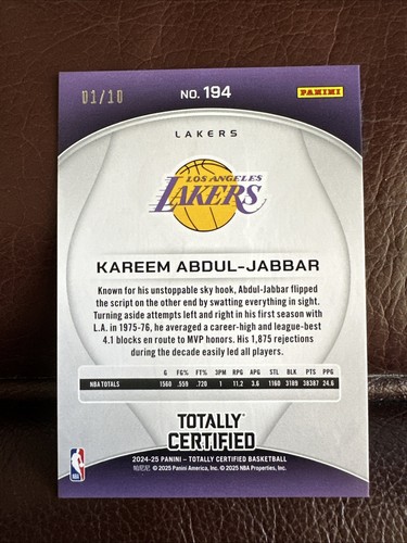 Espejo Panini 2024-25 totalmente certificado Kareem Abdul-Jabbar oro platino 01/10 - Imagen 2 de 2