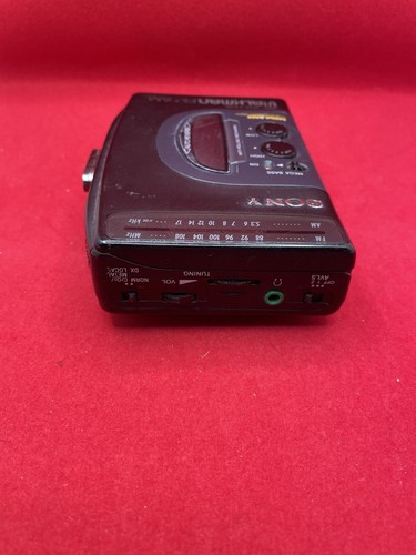 Reproductor de casete radio AM/FM Sony Walkman mega bajo WM-FX38 clip LEER estado - Imagen 5 de 8