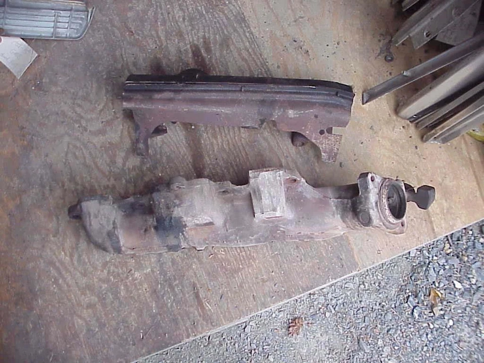 Oldsmobile Toronado 1966 V8 colector de escape izquierdo 398705 con protector térmico 1967-9 Foto 4 de 4