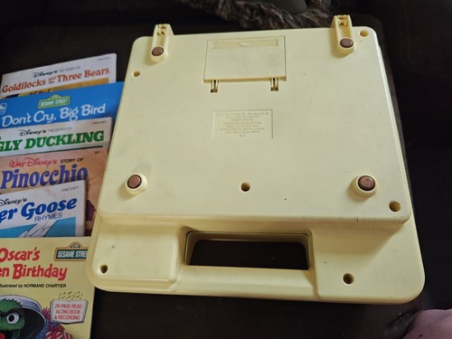 Fisher Price 1983 Sesamstraße Big Bird Plattenspieler getestet funktioniert mit 7 Schallplatten - Bild 6 von 13