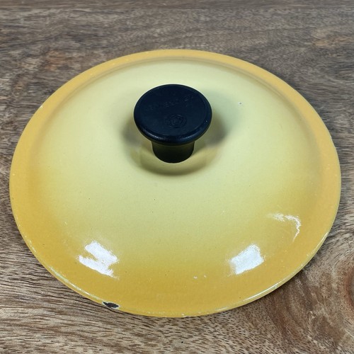 Le Creuset Saucepan Lid 16 Replacement Spare Cast Iron Enamel Sun Yellow Orange - Picture 1 of 15