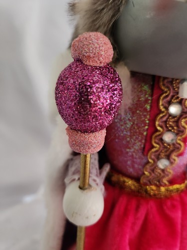FOUR 14" Princess Queen Mouse Nutcrackers Christmas Decoration Kroger On Cheese - Picture 6 of 19