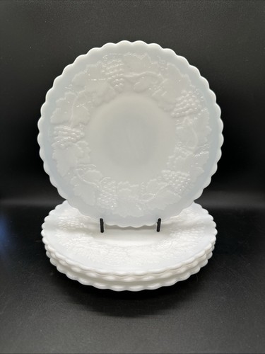 Lote De 4 Platos De Vidrio Leche Imperial De Colección Hoja De Uva Vid 6 3/4" Ensalada De Pan - Imagen 1 de 10