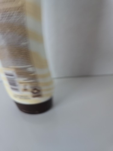 Loción sin peso hidratación Hawaiian Tropic Silk FPS 30 - 6 fl oz (180 ml) - Imagen 4 de 6