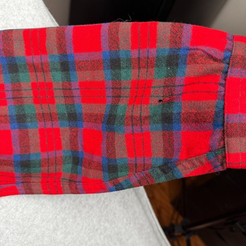 Vintage Pendleton Men's Medium Shirt Red Plaid Wool Board Button Loop USA Made - Picture 5 of 13