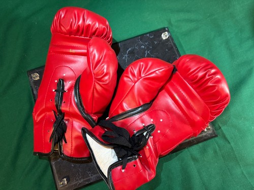 SALE!!! PRISTINE Pair of Muhammed Ali Autographed Boxing Gloves, COA - Picture 6 of 10