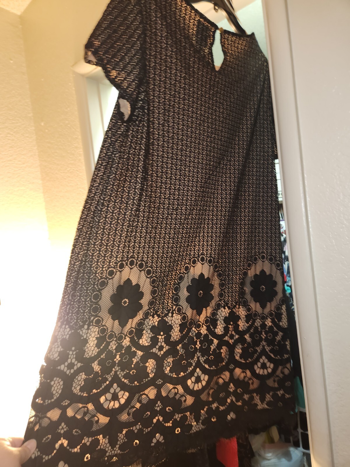 Picture 3 of 6