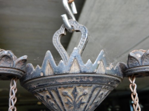 ANTIQUE BRADLEY AND HUBBARD CAST IRON HANGING KEROSENE KITCHEN LIBRARY LAMP - Picture 9 of 12