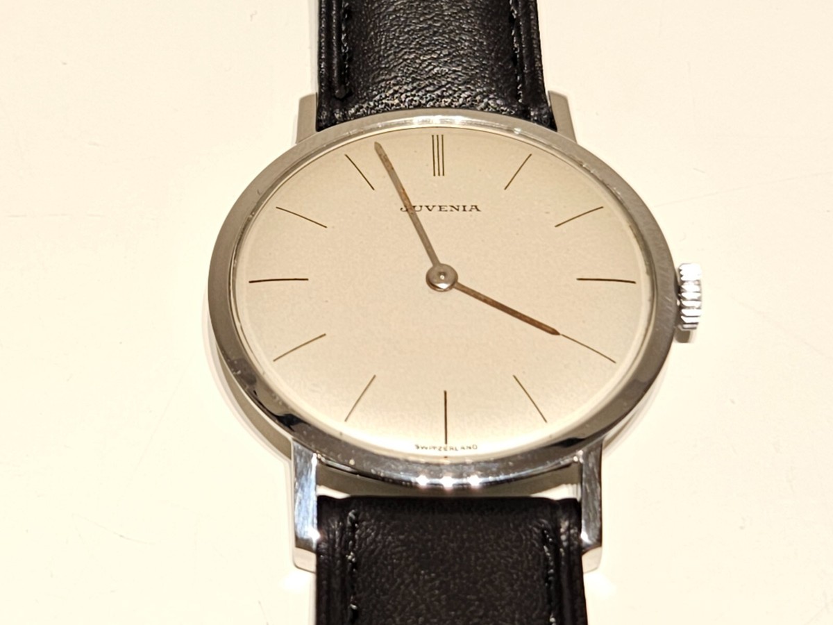 Juvenia Automatic 35mm Watch in 18K Rose Gold | New York