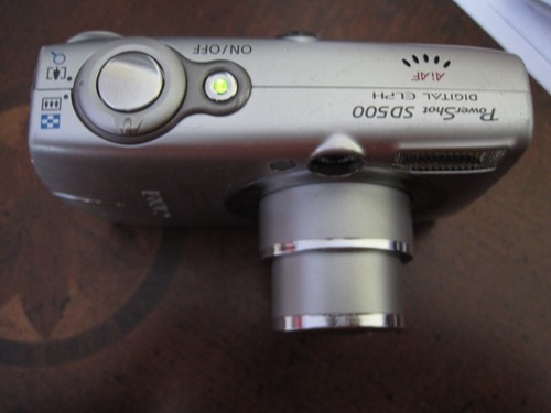 POWERSHOT SD500 FOR PARTS - Picture 3 of 9