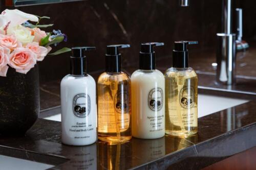 Diptyque Philosykos Shampoo Conditioner Lotion Duschgel Seife 300ml 10oz 2024! - Bild 23 von 61