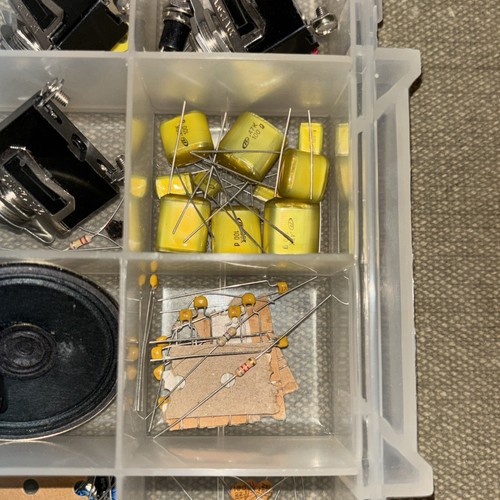 Circuit Specialists Essential Electronics Parts Kit. CSI-01-KIT. - Picture 7 of 10