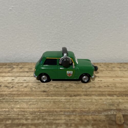 Disney Pixar Cars 2 Austin Littleton Nigel Gearsley's Crew Chief Mattel - Imagen 2 de 6