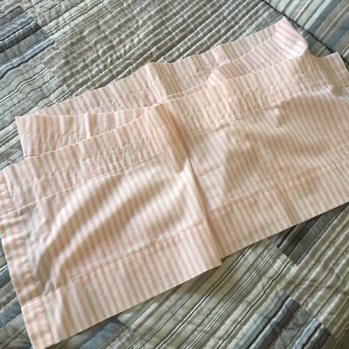 COUNTRY CURTAINS Double Valance Pink Oxford Stripe 85”x11.5” EUC