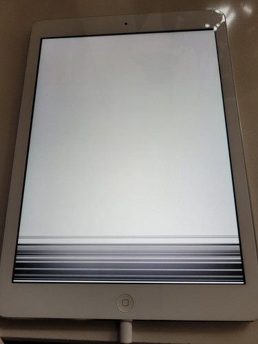 iPad Air MD788B/B, used, faulty screen. For spares/repair.