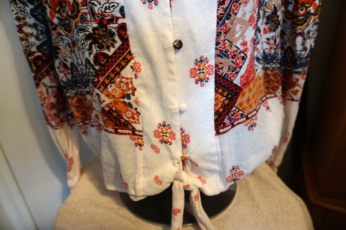 Alter’d State Cream Multi Colored Button Down Long Sleeved Top Size M - Picture 2 of 4