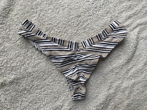 Wicked Weasel 264 Scrunch Bikini Bottom Pandora XS Black/Gold - Bild 4 von 5