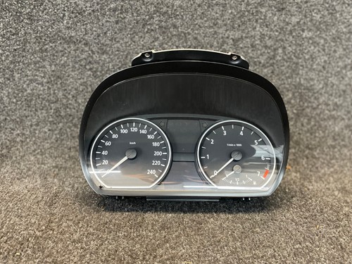 Tacho Kombiinstrument Tachoeinheit BMW 1er E87 116i E81,E82  178.500KM   6983527